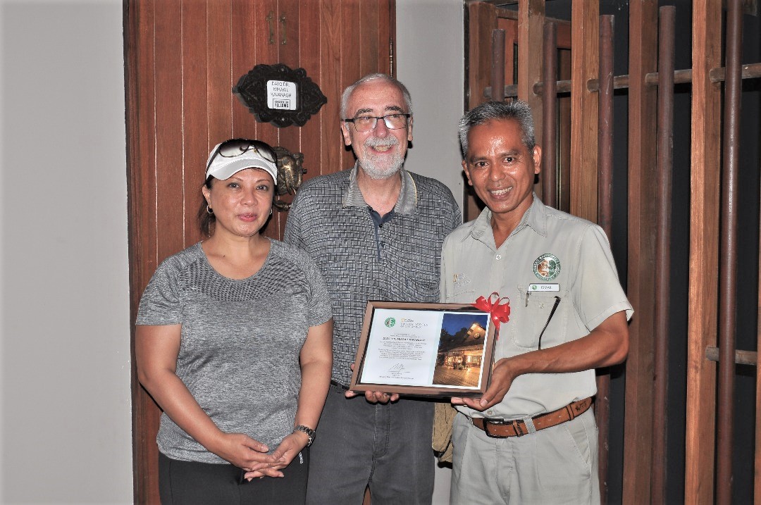 Dato’ Dr. Mikaail and wife Datin Wati Kavanagh Visits Sukau Rainforest Lodge